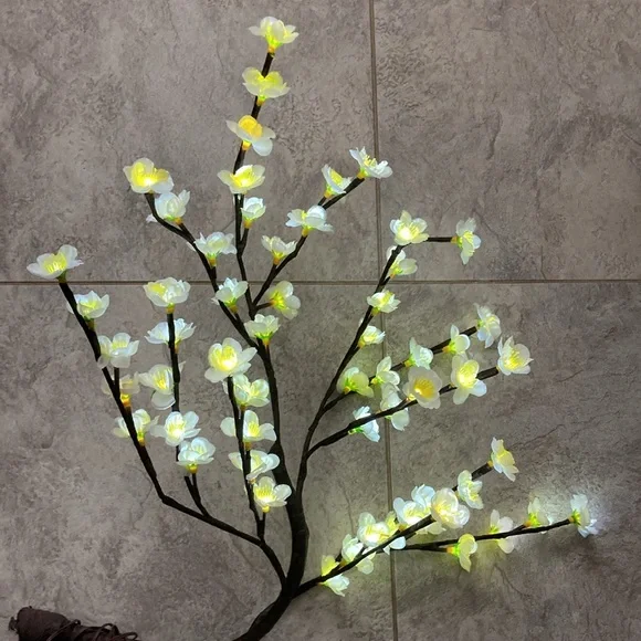 Spring Blossom Lighted Decor - Picture 4 of 4